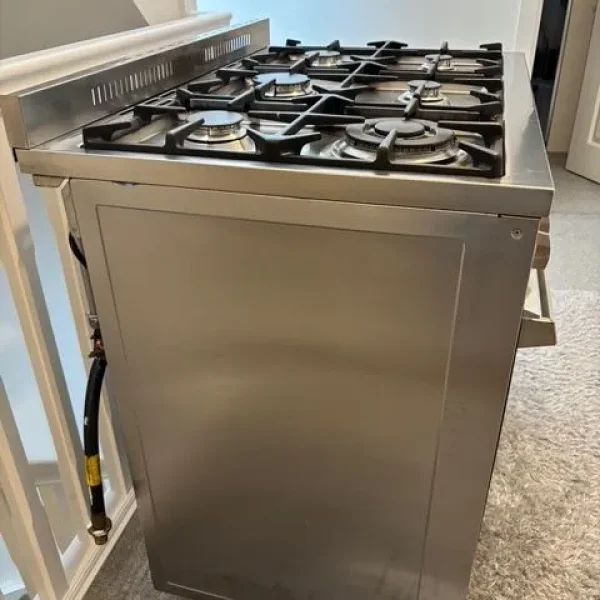 CDA 6 Burner Twin Cavity Gas Cooker (RC9321), well maintained, reluctant sale