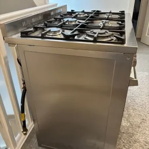 CDA 6 Burner Twin Cavity Gas Cooker (RC9321), well maintained, reluctant sale