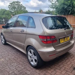 Mercedes B180 CDI SE, 2.0 Diesel, 122k, - Image 3