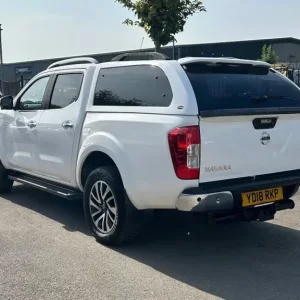 Nissan Navara Double Cab Pick Up Tekna 2.3dCi 190 4WD Diesel - Image 6