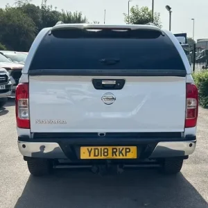 Nissan Navara Double Cab Pick Up Tekna 2.3dCi 190 4WD Diesel - Image 7