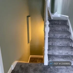 2 bedroom flat in Duckett Road, London, N4 (2 bed) (#2569880) - Image 5