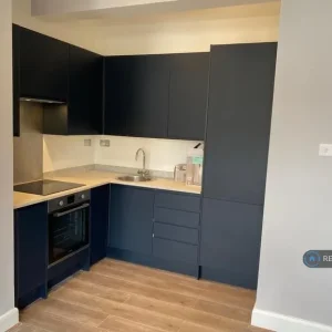 2 bedroom flat in Duckett Road, London, N4 (2 bed) (#2569880) - Image 7