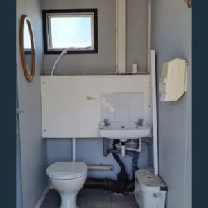 Shower block - Image 2