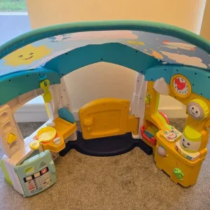 Fisher price learning home - Image 3