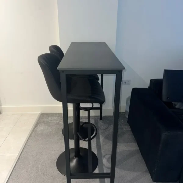Black Breakfast Bar and Comfortable Stools