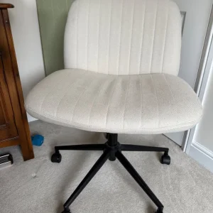 Fabric desk chair with wheels - Image 3