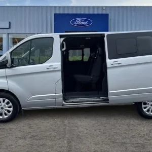2022 Ford Transit Custom 320 Limited AUTO L2 LWB Double Cab In Van FWD 2.0 EcoBlue 170ps Low Roof... - Image 6