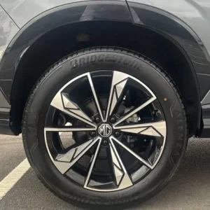 2024 MG HS 1.5 T-GDI SE 5-door Petrol Hatchback - Image 7