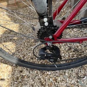 Bike challenge red bike - Image 3