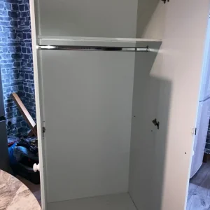 Wardrobe in white can deliver for a small charg - Image 3