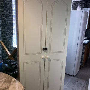 Wardrobe in white can deliver for a small charg - Image 7