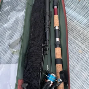 Fishing Rod - used once - Image 2