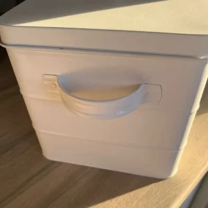 Metal bread bin. - Image 3