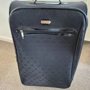 Vintage Retro Antler wheeled case 62cm t x 27cm d x 42cm w with extendable handle and 2 wheels - Image 2