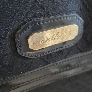 Vintage Retro Antler wheeled case 62cm t x 27cm d x 42cm w with extendable handle and 2 wheels - Image 4