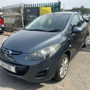 2011 Mazda Mazda2 1.3 Tamura Euro 5 5dr HATCHBACK Petrol Manual - Image 4