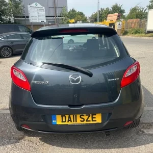 2011 Mazda Mazda2 1.3 Tamura Euro 5 5dr HATCHBACK Petrol Manual - Image 7