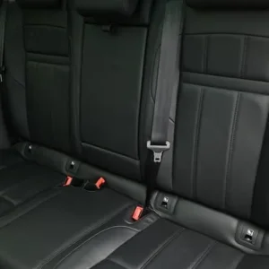 2020 Land Rover Range Rover Evoque 2.0 P250 MHEV R-Dynamic SE SUV 5dr Petrol Auto 4WD Euro 6 (s/s... - Image 5