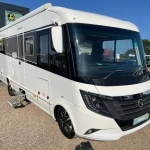 Niesmann and bischoff Arto 79F 4 berth 4 Belt End Bedroom Motorhome garage - Image 3