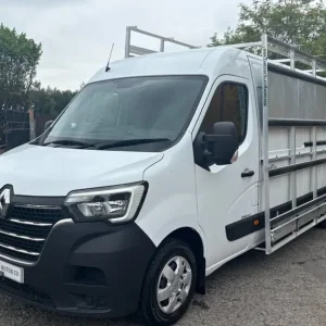 2022 Renault Master 2.3 dCi 35 Business+ Panel Van – GLAZIERS FRAIL RACKING, LWB Medium Roof - Image 4