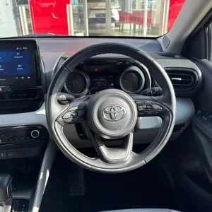 2023 Toyota Yaris 1.5 Hybrid Excel 5-door hatchback - Image 6