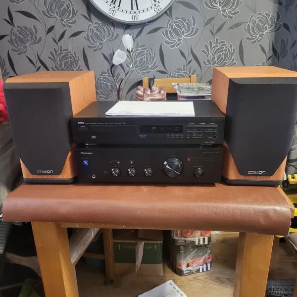 Yamaha Pioneer Mission hi-fi system