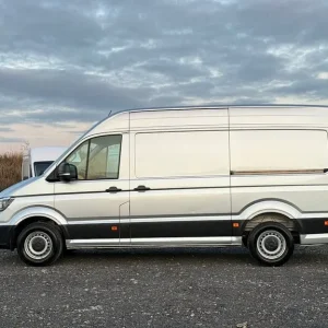 2018 Volkswagen Crafter 2.0 TDI CR35 BlueMotion Tech Startline Panel Van 5dr Diesel Manual FWD MW... - Image 5