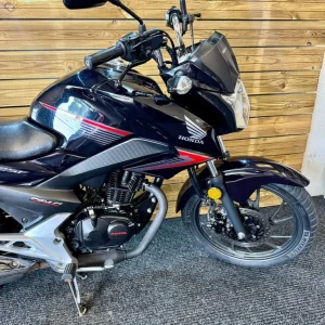Honda CB125f CBF125 / 2020 model / just 7.6k miles - Image 7