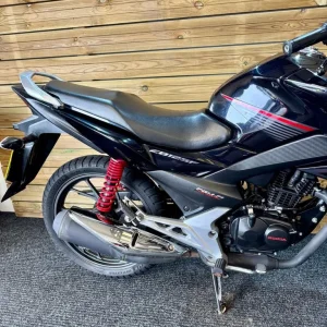 Honda CB125f CBF125 / 2020 model / just 7.6k miles - Image 8