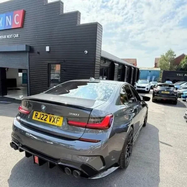 2022 BMW 3 Series 2.0 318i M Sport Auto Euro 6 (s/s) 4dr Saloon Petrol Automatic