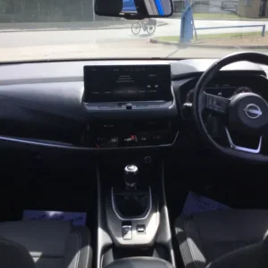 2022 Nissan Qashqai 1.3 DiG-T MH N-Connecta 5dr HATCHBACK PETROL Manual - Image 8