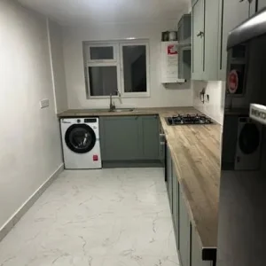 4-bedroom terraced house in Robertsbridge, Rother - Image 8