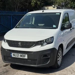 2021 Peugeot Partner 1.5 BlueHDi Panel Van SWB - Image 2