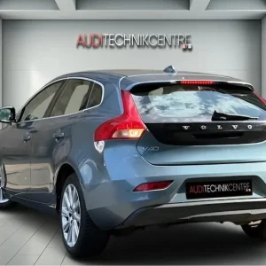2013 Volvo V40 D2 SE Lux Hatchback Diesel Manual - Image 5