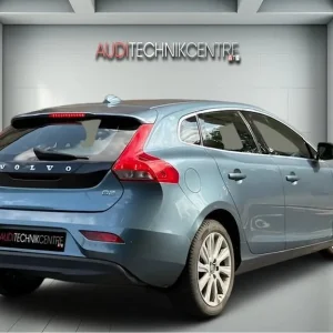 2013 Volvo V40 D2 SE Lux Hatchback Diesel Manual - Image 6