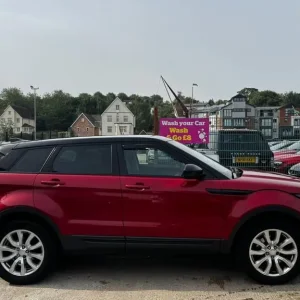 2015 Land Rover Range Rover Evoque 2.0 TD4 SE Tech 4WD Euro 6 (s/s) 5dr ESTATE Diesel Manual - Image 3