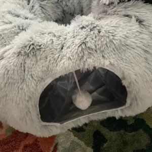 Christmas tree cat tunnel - Image 5