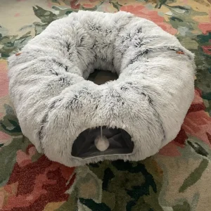 Christmas tree cat tunnel - Image 6