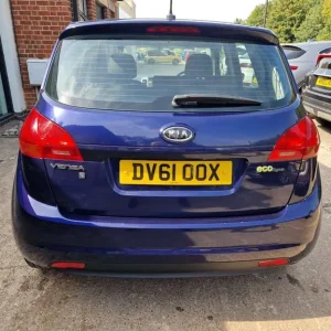 2011 Kia Venga 1.4 Venga 2 EcoDynamics CRDI 5dr MPV Diesel Manual - Image 5