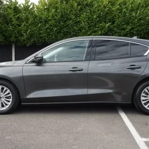 Heat.Seats,SatNav,PrivacyGlass - Image 4