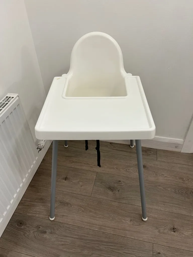 Baby high chair /feeding chair