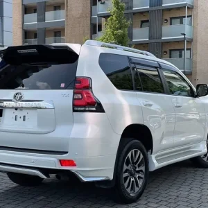 2023 Toyota Land Cruiser Prado 2.7L 7-seater SUV - Image 4