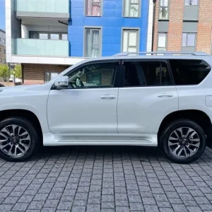2023 Toyota Land Cruiser Prado 2.7L 7-seater SUV - Image 7