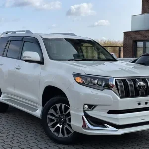 2023 Toyota Land Cruiser Prado 2.7L 7-seater SUV