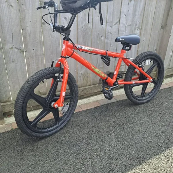 Bike Shockwave (Inc, lock & helmet)