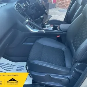 2015 Peugeot 3008 1.6 HDi Allure 5dr HATCHBACK Diesel Manual - Image 6