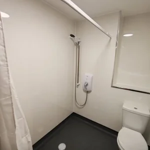 Wet Wall High white gloss