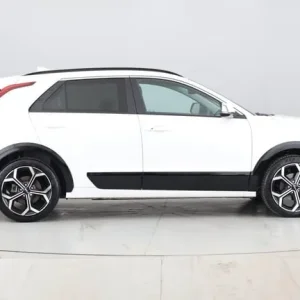 2024 Kia Niro 1.6h GDi 3 DCT Euro 6 (s/s) 5dr ESTATE Petrol/Electric Hybrid Automatic - Image 3