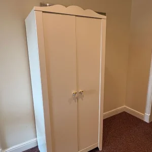 Child's Wardrobe - Image 2
